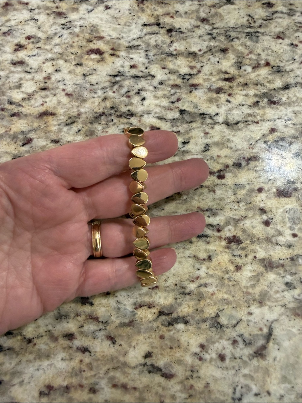 Gold Tone Teardrop Link Stretch Bracelet Statement Jewelry - Picture 2 of 4
